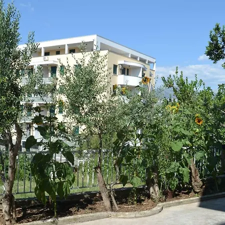 Guest house Sunflower *
