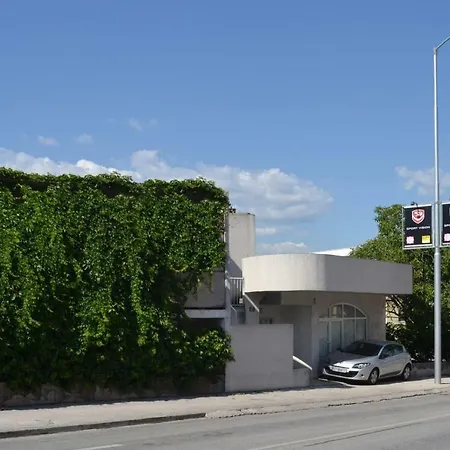 Sunflower Konukevi Split